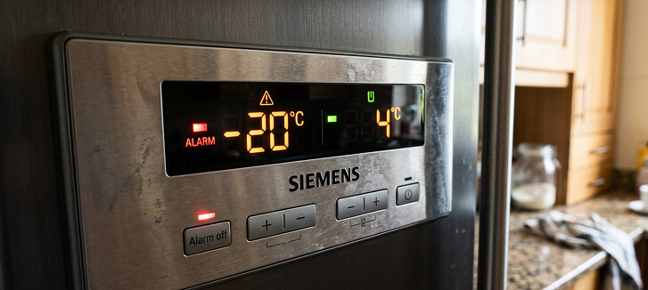 Мигает индикатор температуры на холодильнике Siemens (Сименс)